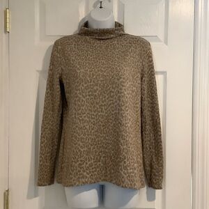 BEACH LUNCH LOUNGE Women’s Tan/Gray Animal Print Lightweight Spring Sweater M
